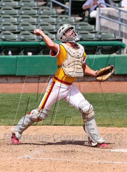 Thumbnail 1 in Lincoln vs. Jesuit (Banner Island Classic) photogallery.
