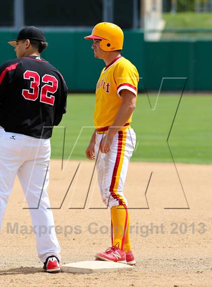 Thumbnail 1 in Lincoln vs. Jesuit (Banner Island Classic) photogallery.