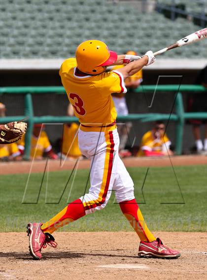 Thumbnail 2 in Lincoln vs. Jesuit (Banner Island Classic) photogallery.