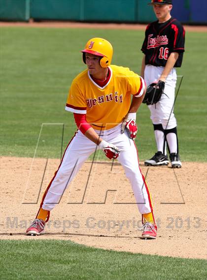 Thumbnail 1 in Lincoln vs. Jesuit (Banner Island Classic) photogallery.