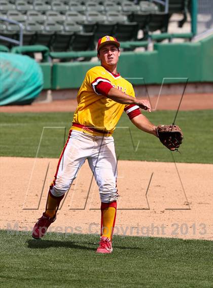 Thumbnail 2 in Lincoln vs. Jesuit (Banner Island Classic) photogallery.