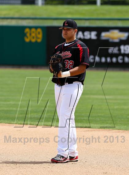 Thumbnail 3 in Lincoln vs. Jesuit (Banner Island Classic) photogallery.