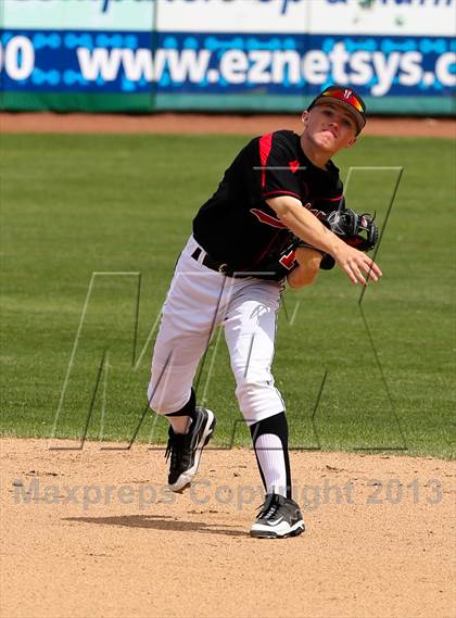 Thumbnail 3 in Lincoln vs. Jesuit (Banner Island Classic) photogallery.