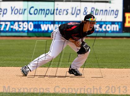 Thumbnail 3 in Lincoln vs. Jesuit (Banner Island Classic) photogallery.