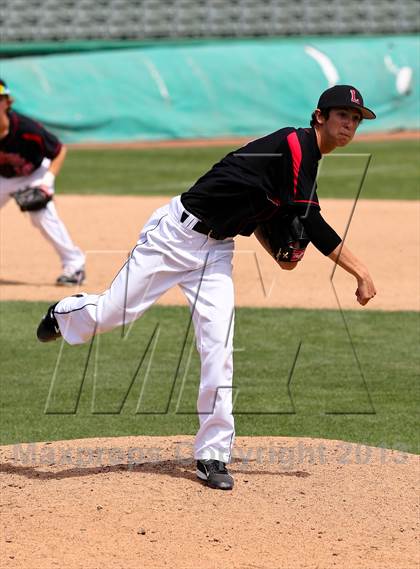 Thumbnail 2 in Lincoln vs. Jesuit (Banner Island Classic) photogallery.