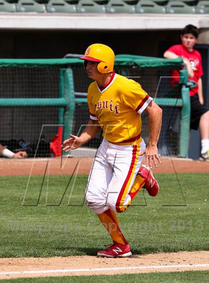 Thumbnail 2 in Lincoln vs. Jesuit (Banner Island Classic) photogallery.