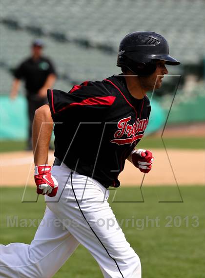 Thumbnail 1 in Lincoln vs. Jesuit (Banner Island Classic) photogallery.