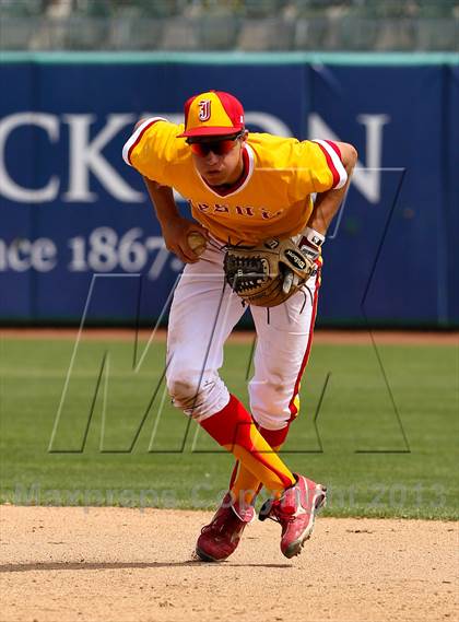 Thumbnail 1 in Lincoln vs. Jesuit (Banner Island Classic) photogallery.
