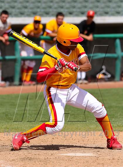Thumbnail 2 in Lincoln vs. Jesuit (Banner Island Classic) photogallery.