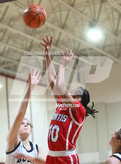 Thumbnail 3 in Parrish Community vs. John Curtis Christian (Allstate Sugar Bowl National Prep Classic) photogallery.