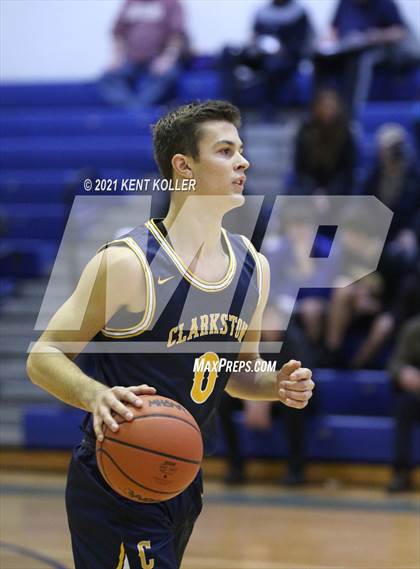 Thumbnail 3 in Clarkston @ Utica Eisenhower photogallery.