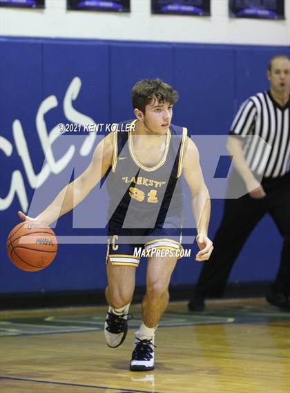 Thumbnail 2 in Clarkston @ Utica Eisenhower photogallery.