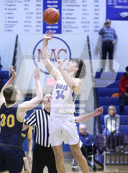 Thumbnail 1 in Clarkston @ Utica Eisenhower photogallery.