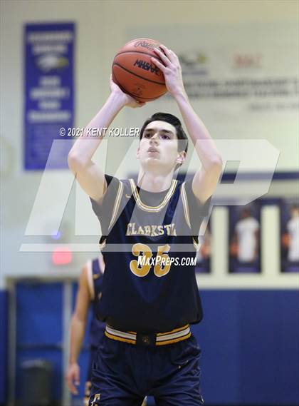Thumbnail 3 in Clarkston @ Utica Eisenhower photogallery.