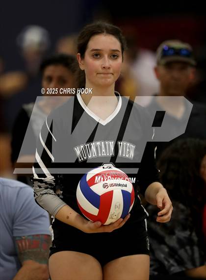Thumbnail 2 in Mountain View vs. Tanque Verde (Lancer Invitational) photogallery.