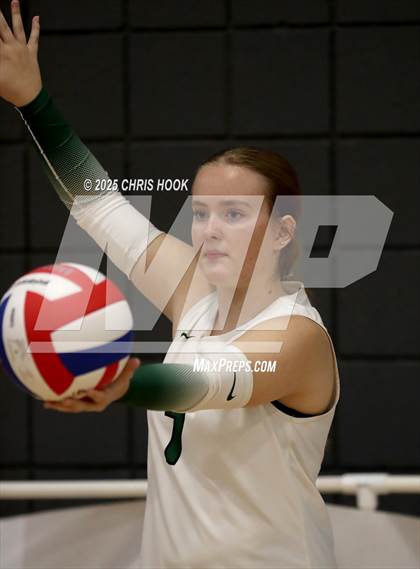 Thumbnail 1 in Mountain View vs. Tanque Verde (Lancer Invitational) photogallery.