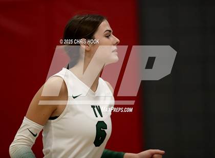 Thumbnail 3 in Mountain View vs. Tanque Verde (Lancer Invitational) photogallery.