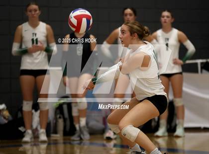 Thumbnail 2 in Mountain View vs. Tanque Verde (Lancer Invitational) photogallery.