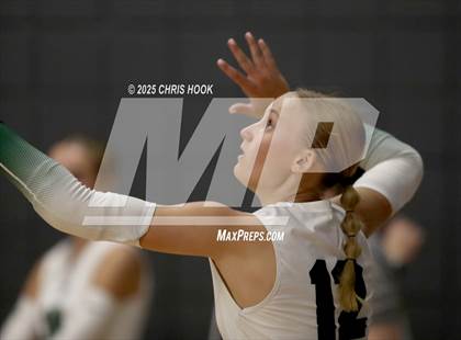 Thumbnail 2 in Mountain View vs. Tanque Verde (Lancer Invitational) photogallery.