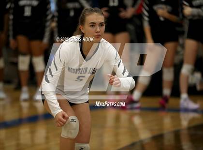 Thumbnail 2 in Mountain View vs. Tanque Verde (Lancer Invitational) photogallery.