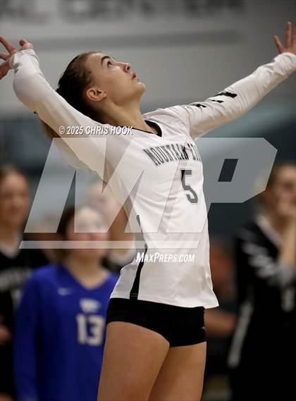 Thumbnail 1 in Mountain View vs. Tanque Verde (Lancer Invitational) photogallery.