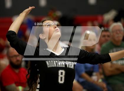 Thumbnail 2 in Mountain View vs. Tanque Verde (Lancer Invitational) photogallery.