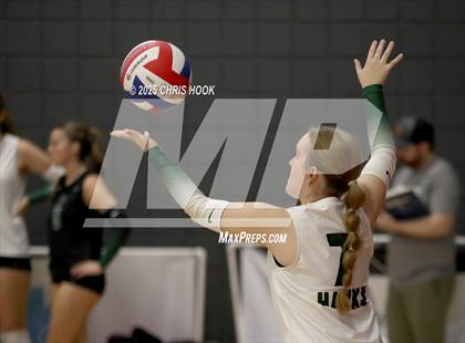 Thumbnail 2 in Mountain View vs. Tanque Verde (Lancer Invitational) photogallery.