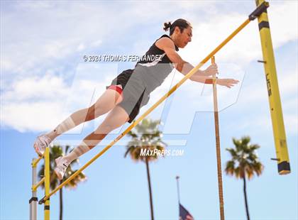 Thumbnail 3 in Devon Allen Invite photogallery.