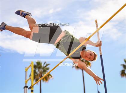 Thumbnail 1 in Devon Allen Invite photogallery.