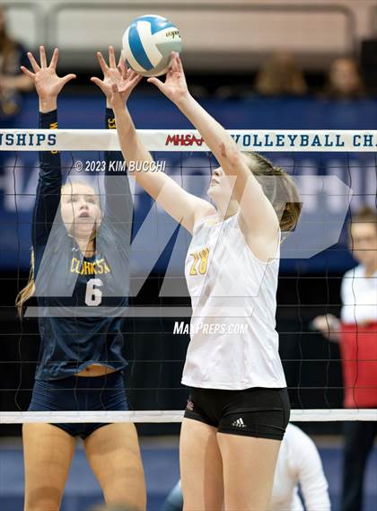 Thumbnail 3 in Clarkston vs. Mercy (MHSAA Division 1 Semifinal) photogallery.