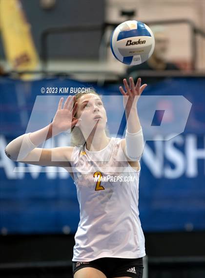 Thumbnail 3 in Clarkston vs. Mercy (MHSAA Division 1 Semifinal) photogallery.