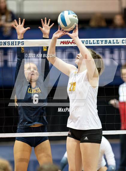 Thumbnail 2 in Clarkston vs. Mercy (MHSAA Division 1 Semifinal) photogallery.