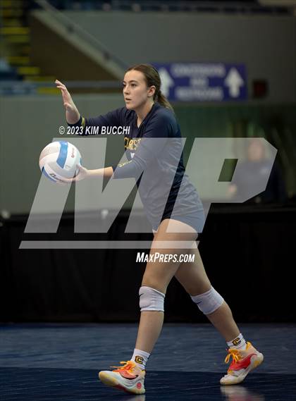 Thumbnail 3 in Clarkston vs. Mercy (MHSAA Division 1 Semifinal) photogallery.