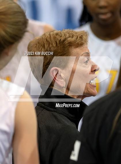 Thumbnail 3 in Clarkston vs. Mercy (MHSAA Division 1 Semifinal) photogallery.