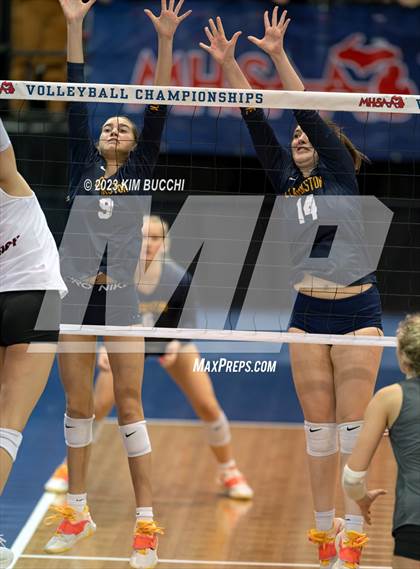 Thumbnail 1 in Clarkston vs. Mercy (MHSAA Division 1 Semifinal) photogallery.