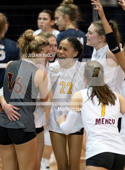 Thumbnail 3 in Clarkston vs. Mercy (MHSAA Division 1 Semifinal) photogallery.