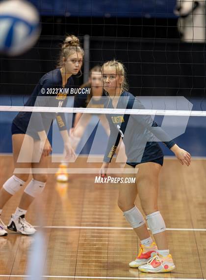 Thumbnail 1 in Clarkston vs. Mercy (MHSAA Division 1 Semifinal) photogallery.
