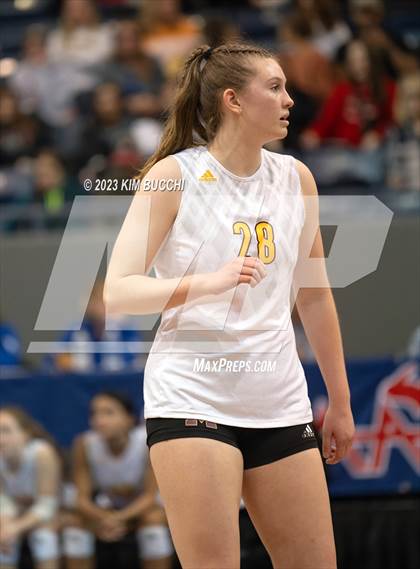 Thumbnail 1 in Clarkston vs. Mercy (MHSAA Division 1 Semifinal) photogallery.
