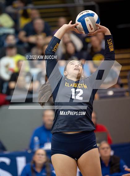Thumbnail 1 in Clarkston vs. Mercy (MHSAA Division 1 Semifinal) photogallery.