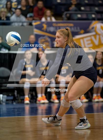 Thumbnail 1 in Clarkston vs. Mercy (MHSAA Division 1 Semifinal) photogallery.