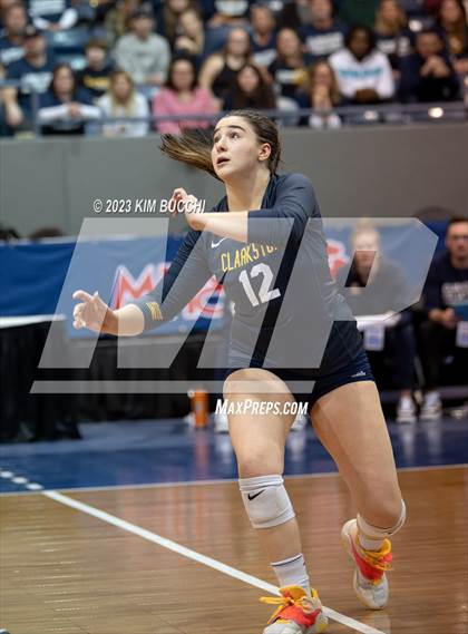 Thumbnail 1 in Clarkston vs. Mercy (MHSAA Division 1 Semifinal) photogallery.