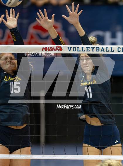 Thumbnail 2 in Clarkston vs. Mercy (MHSAA Division 1 Semifinal) photogallery.