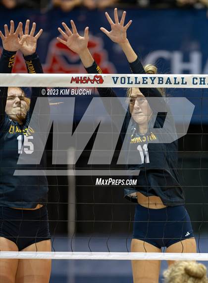 Thumbnail 3 in Clarkston vs. Mercy (MHSAA Division 1 Semifinal) photogallery.