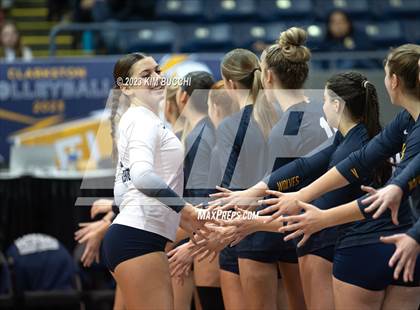 Thumbnail 1 in Clarkston vs. Mercy (MHSAA Division 1 Semifinal) photogallery.