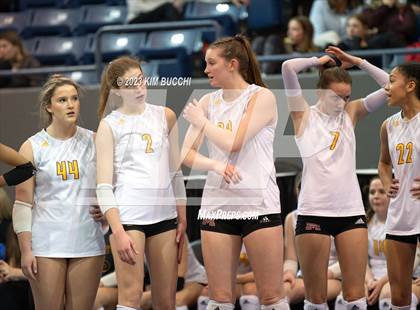 Thumbnail 2 in Clarkston vs. Mercy (MHSAA Division 1 Semifinal) photogallery.
