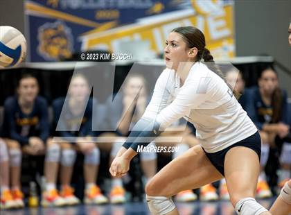 Thumbnail 3 in Clarkston vs. Mercy (MHSAA Division 1 Semifinal) photogallery.