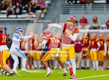 Thumbnail 3 in Sedro-Woolley @ O'Dea (WIAA 3A Quarterfinal) photogallery.