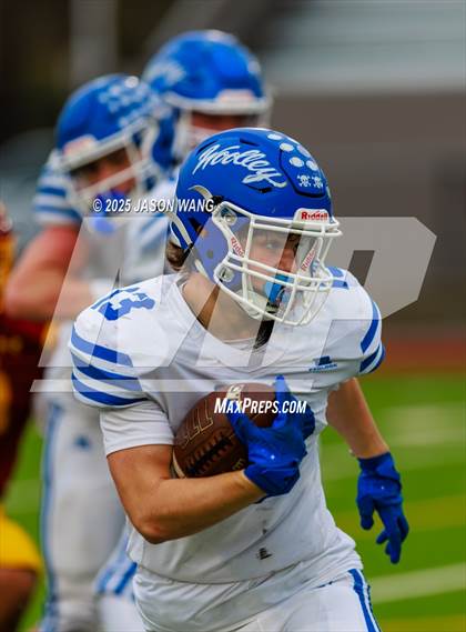 Thumbnail 3 in Sedro-Woolley @ O'Dea (WIAA 3A Quarterfinal) photogallery.