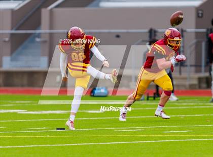 Thumbnail 2 in Sedro-Woolley @ O'Dea (WIAA 3A Quarterfinal) photogallery.