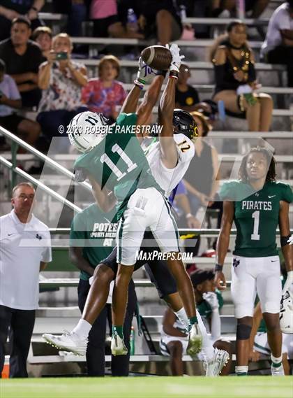 Thumbnail 2 in Crandall @ Poteet photogallery.
